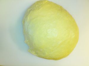 boule de pâte à brioche 
