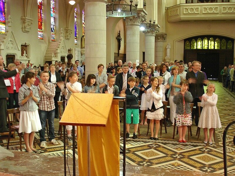 2013-06-19-entrées en eucharistie-VIEUX-BERQUIN (4)
