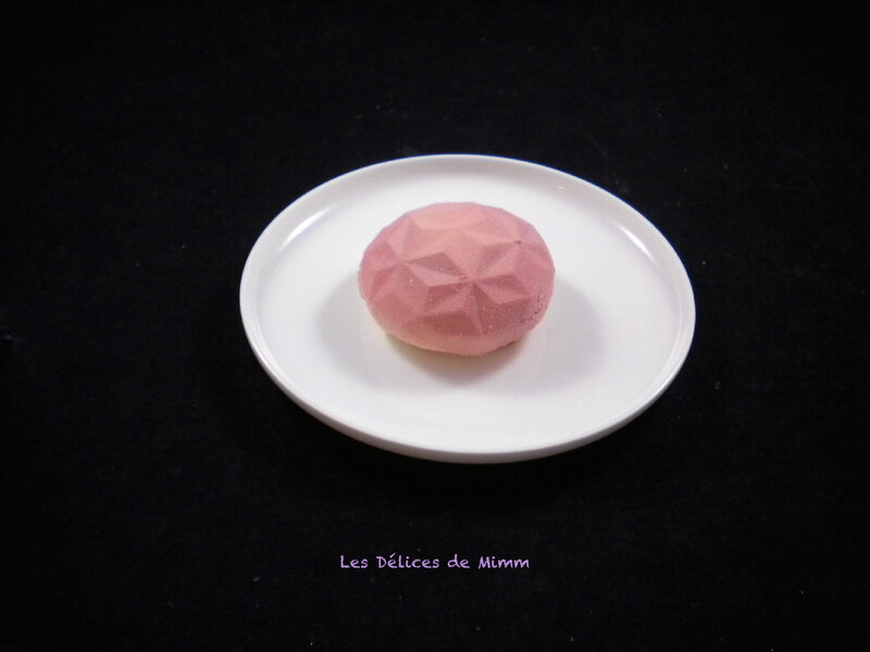 Framboises précieuses entremets individuels 3