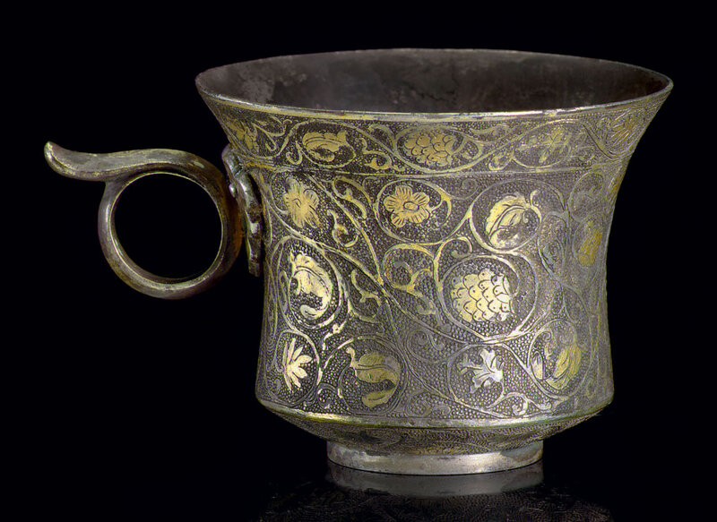 2010_NYR_02339_1006_000(a_rare_small_parcel-gilt_silver_cup_tang_dynasty)