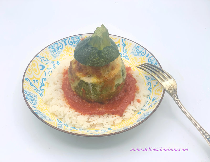 Courgettes de Nice farcies à la viande et à la mozzarella