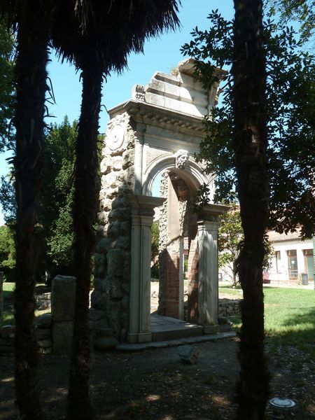 P1160105