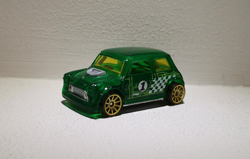 Morris Mini (Hotwheels) (11)