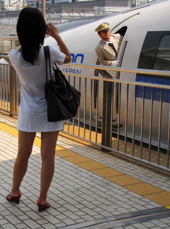 Shinkansen 500 shashô & the girl
