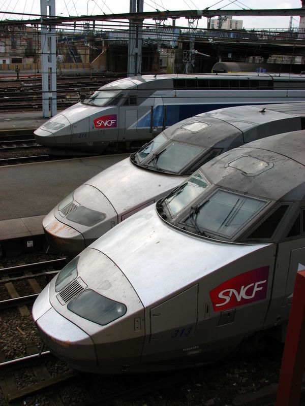 Travaux_nouveaux_pont_Garonne_trains_073