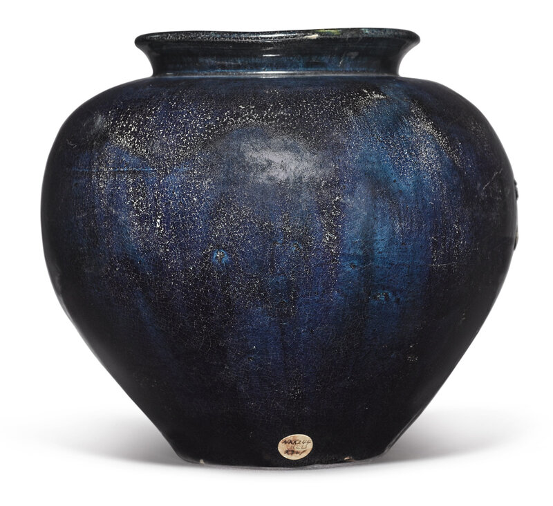 A blue-glazed pottery jar, Tang dynasty (618-907)