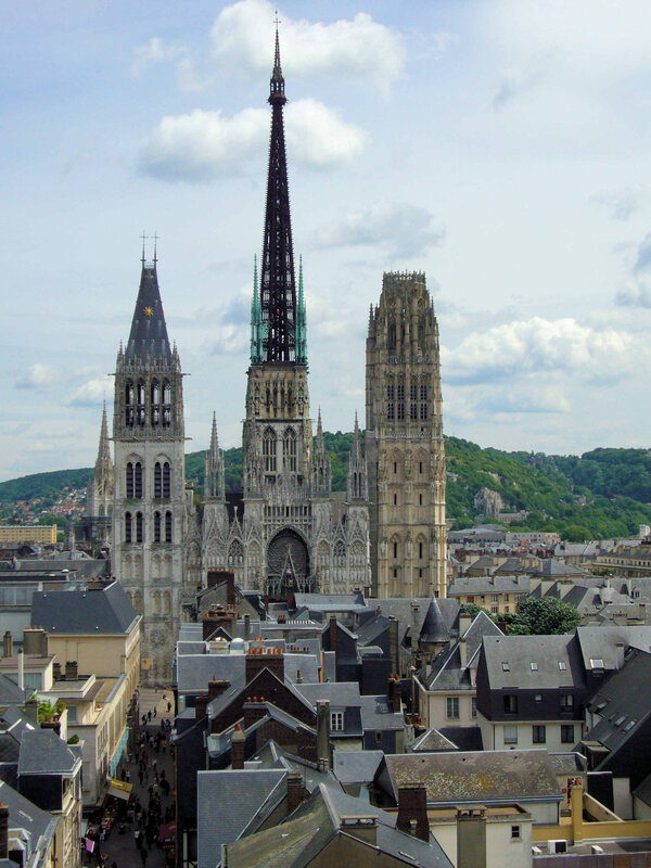 Cathédrale_de_rouen_vue_du_gros_horloge