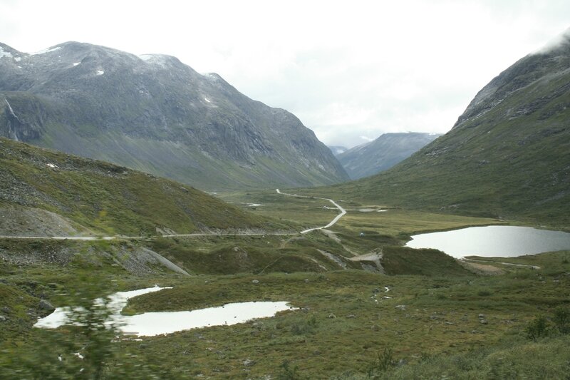 descente vers le fjord