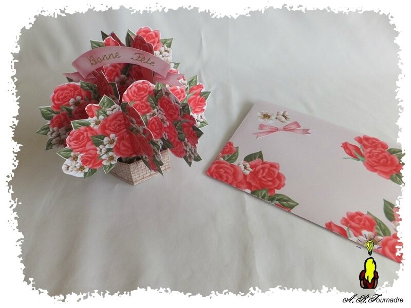 ART 2018 04 carte pop-up roses 1