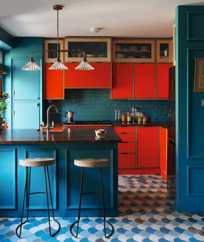 red-and-blue-kitchen-design