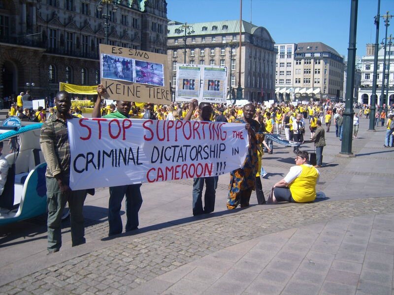 une manifestation du CODE à Paris, le 06 Novembre 2011