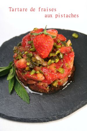 Tartares de fraises aux pistaches recettes legumes recettes dessert Du soleil , des petits oiseaux , des fraises , de la menthe ...