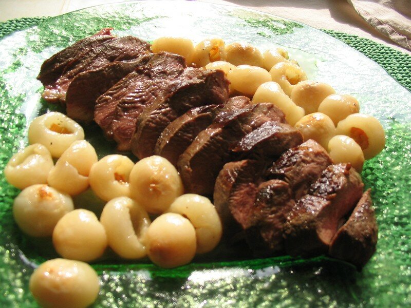 Magrets de canard aux letchis