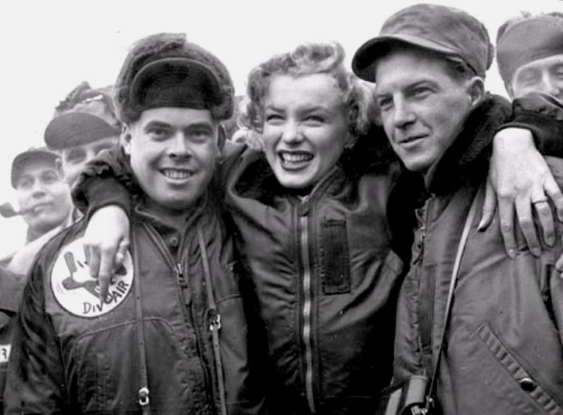 1954-02-17-korea-3rd_infrantry-with_GIs-cap-012