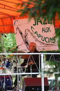 Copie_de_Coulommiers_festival_de_jazz__parc_ds_Capucinsjuillet_2008_Francis_Dechy__L