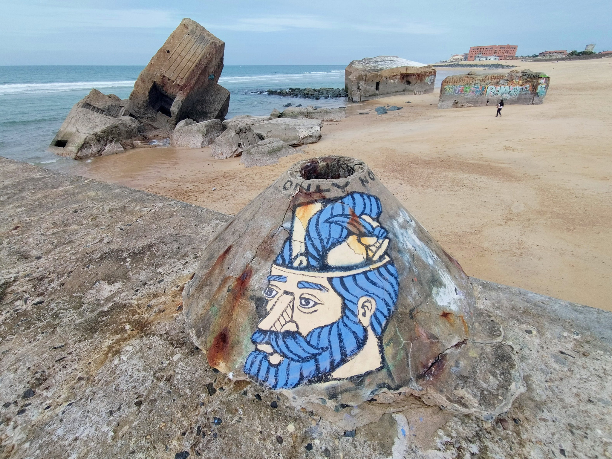 Capbreton, plage de la Savane, blockhaus et visage, octobre 2022 (40)