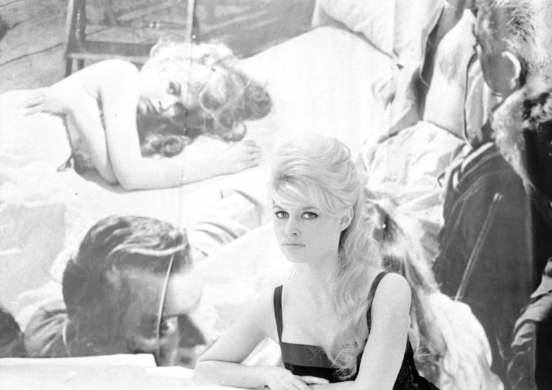 1958-robe_noire-nb-par_fournol-010-1