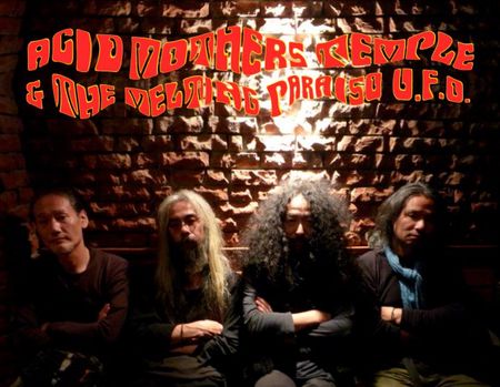 Photo_du_groupe_Acid_Mothers