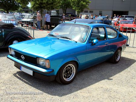 Opel kadett type C fasback (RegioMotoClassica 2011) 01