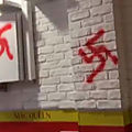 Paris : Un restaurant kasher entièrement dégradé, dix <b>croix</b> <b>gammées</b> et des messages antisémites tagués à l’intérieur