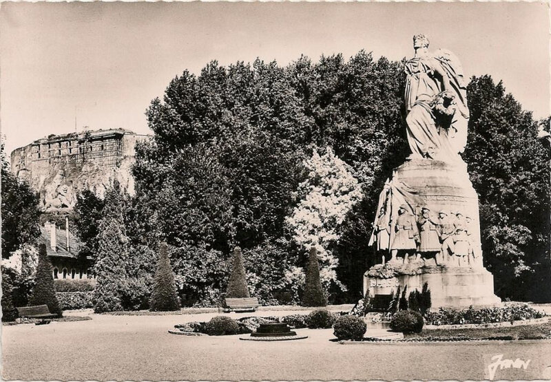 Belfort CPSM Monument aux morts Janin