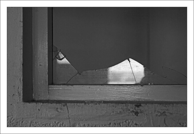ville Ferbien vitre cassée 220214 nb
