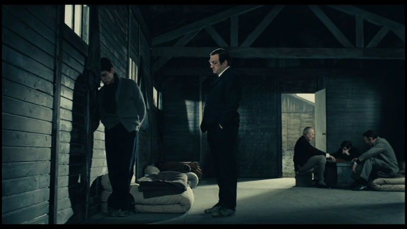 army-of-shadows_internment-camp