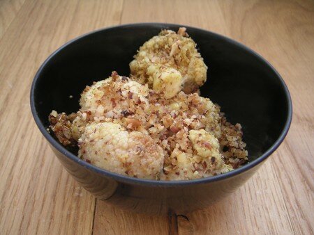 Chou-fleur croustillant : Jamie Oliver revu par Matylda recettes plats recettes legumes Comme un gratin de chou fleur, pommes, oignon et poulet sauce curry…en cocotte !!