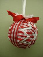 christmas-craft-ideas-christmas-ornament-video-tutorial-make-handmade-16499790741_7173b93cec_z