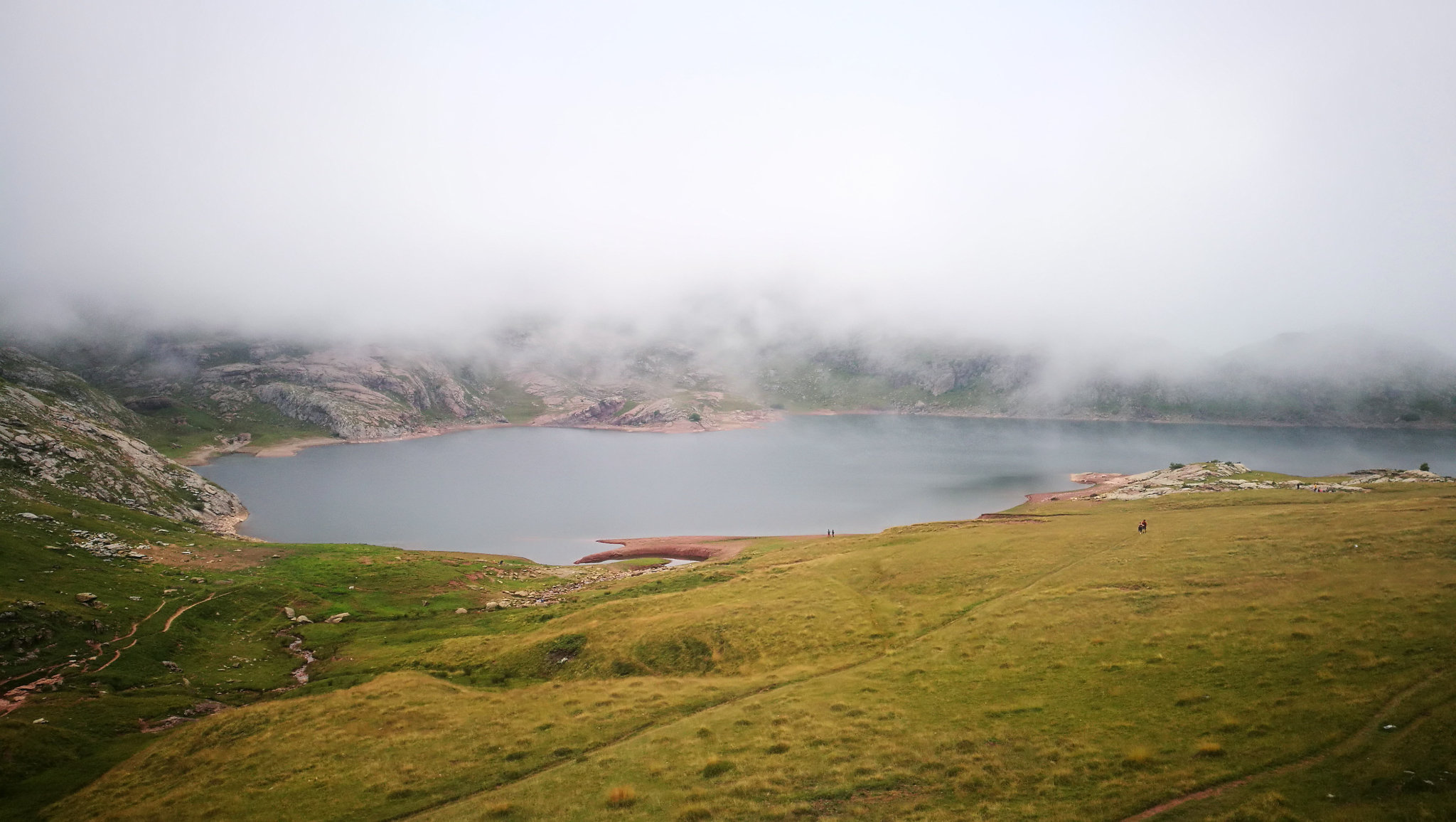 Lac d'Estaens, panorama, juillet 2021 (Espagne)