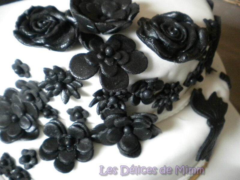 Gâteau Notes de Musique en noir et blanc 9