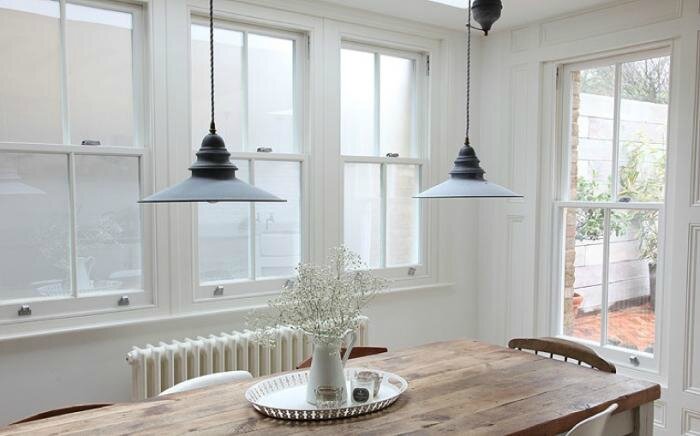 english-cottage-white-brick-backsplash JULIE CARLSON (6)