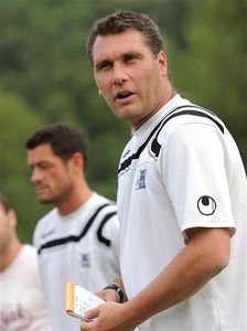 S_bastien_Cuvier_Jura_Sud_entraineur_Avranches_football