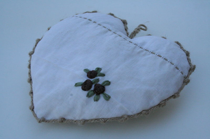 coeur brodé