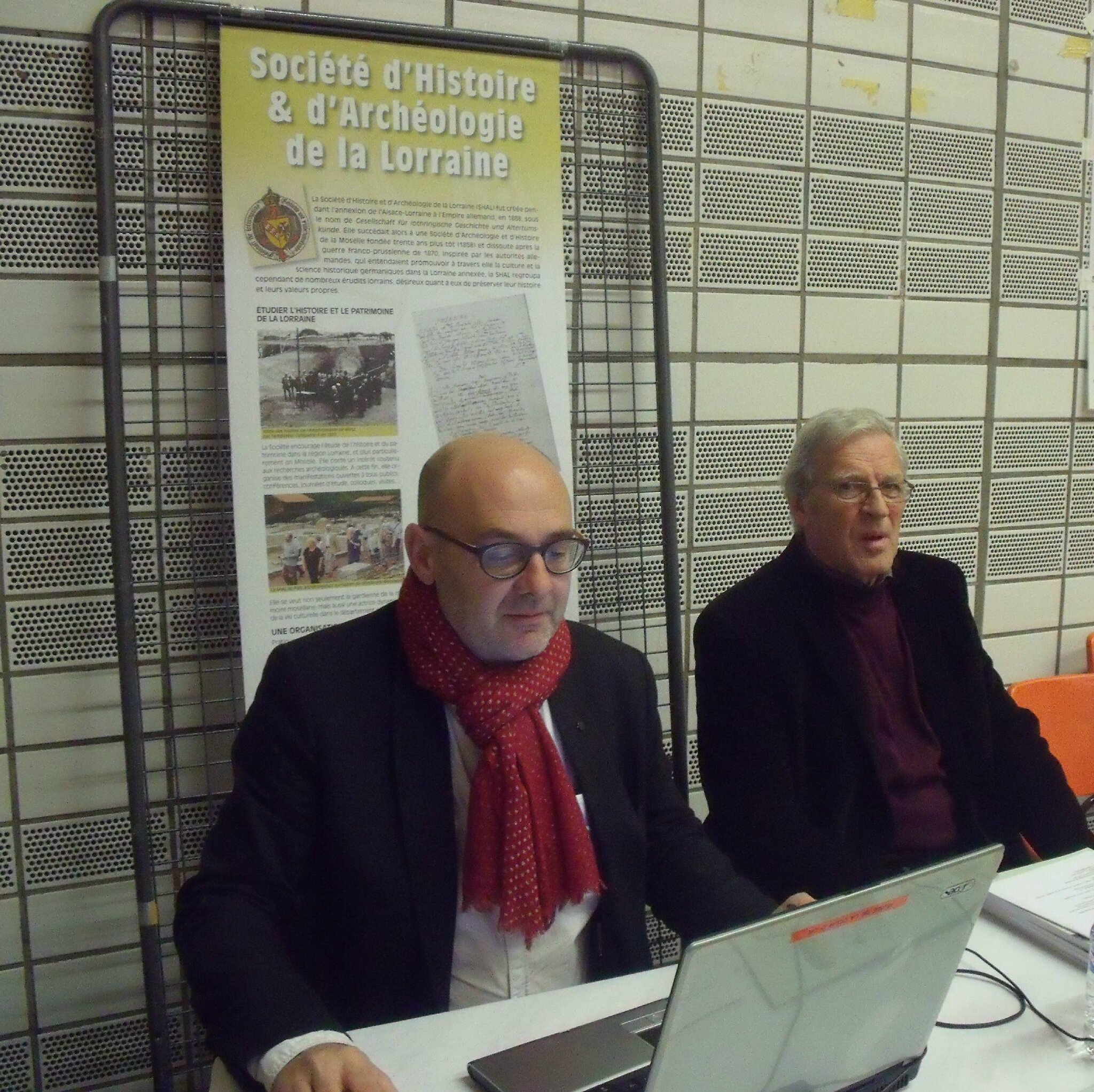 Le stand de la SHAL, avec son président Philippe Brunella