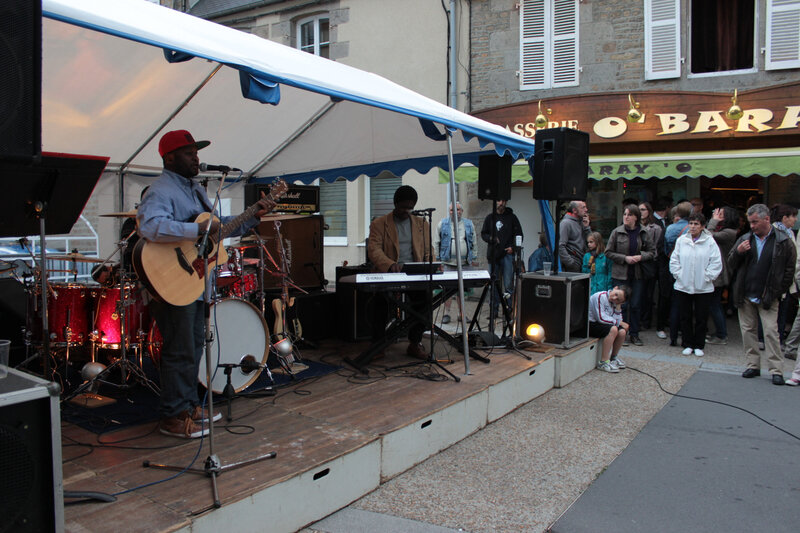 fete de la musique_Avranches_2013_Obarrayo_concert