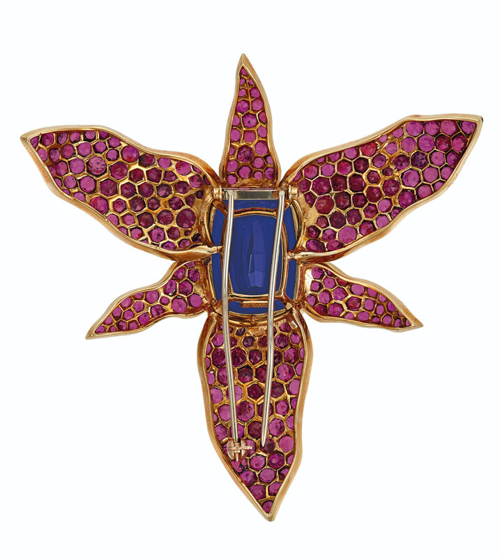 2020_NYR_18991_0267_001(tanzanite_ruby_and_colored_diamond_orchid_clip-brooch_verdura090739)