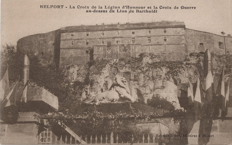 1920 Belfort CPA Château Lion Légion d'honneur Croix guerre Brun