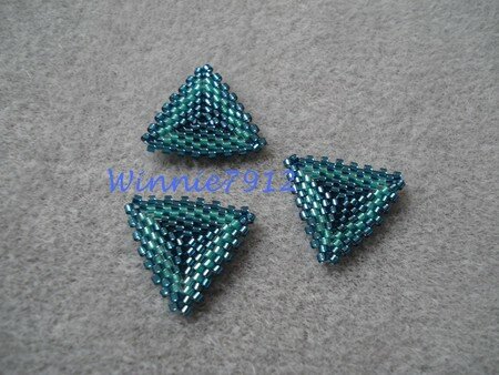 triangles_bleu_01