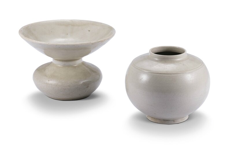 A white-glazed jar and a white-glazed zhadou, Five dynasties-Song dynasty