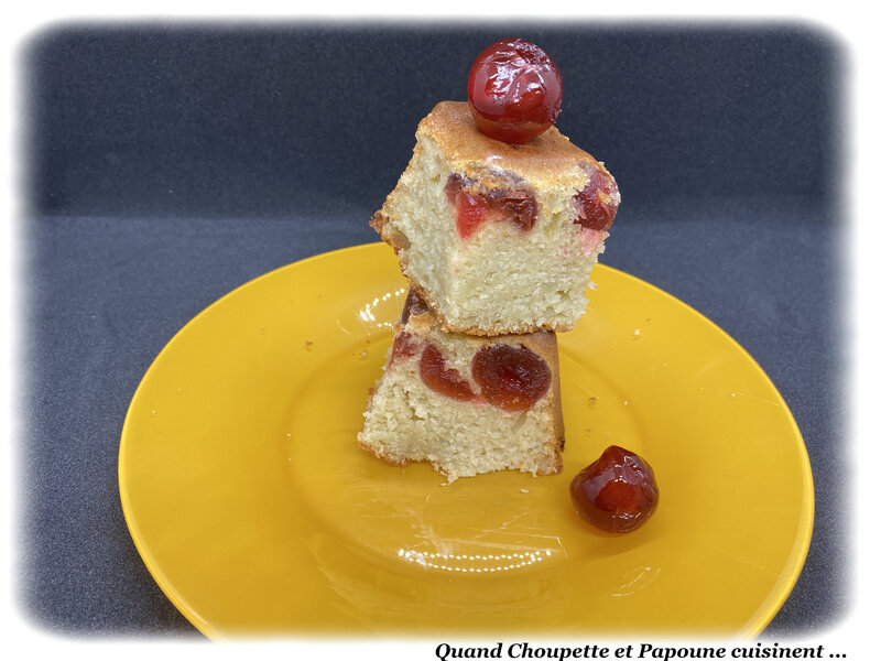 gâteau confiture de rhubarbe et cerises confites-3