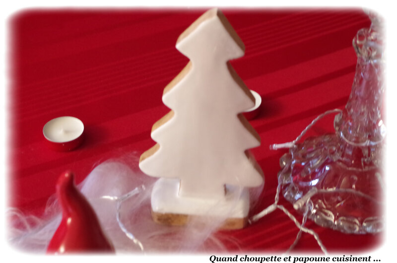 Ma table sapin et ses lutins-7584