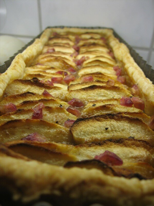 Tarte aux pommes, grenade et fève Tonka