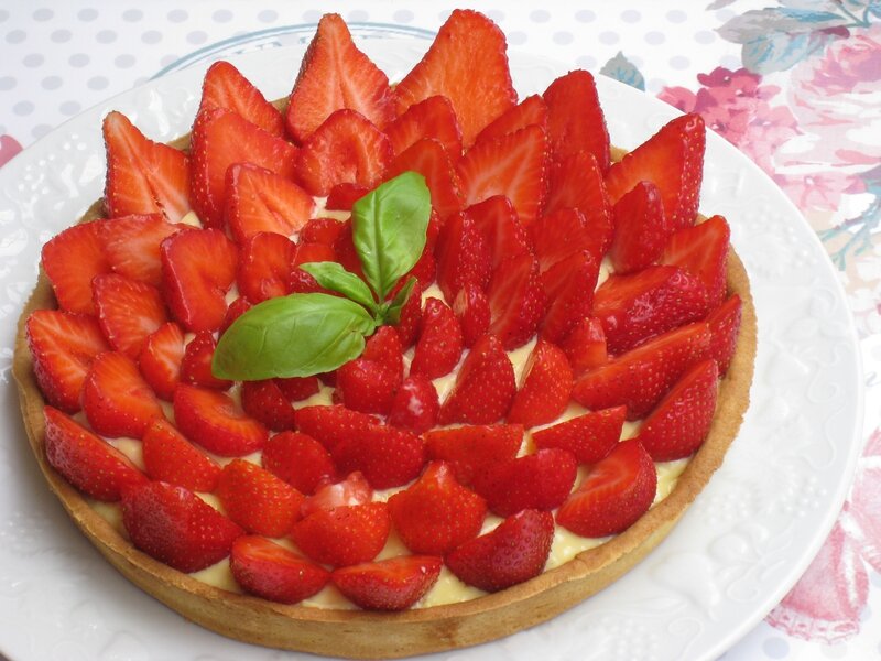 tarte fraises crème pâtissière basilic