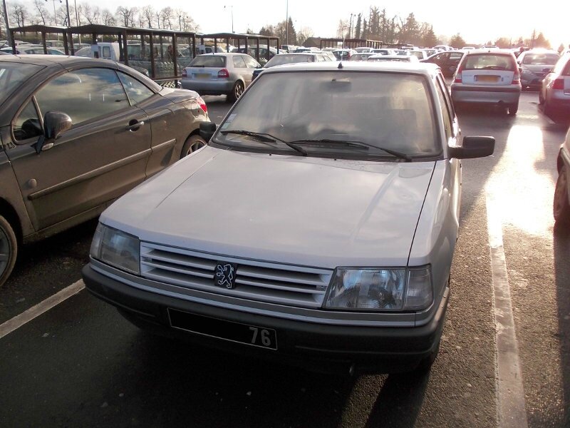 Peugeot309GRav1
