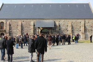 syndicat mixte baie du Mont-Saint-Michel VEOLIA Ardevon grille tarifaire manifestants