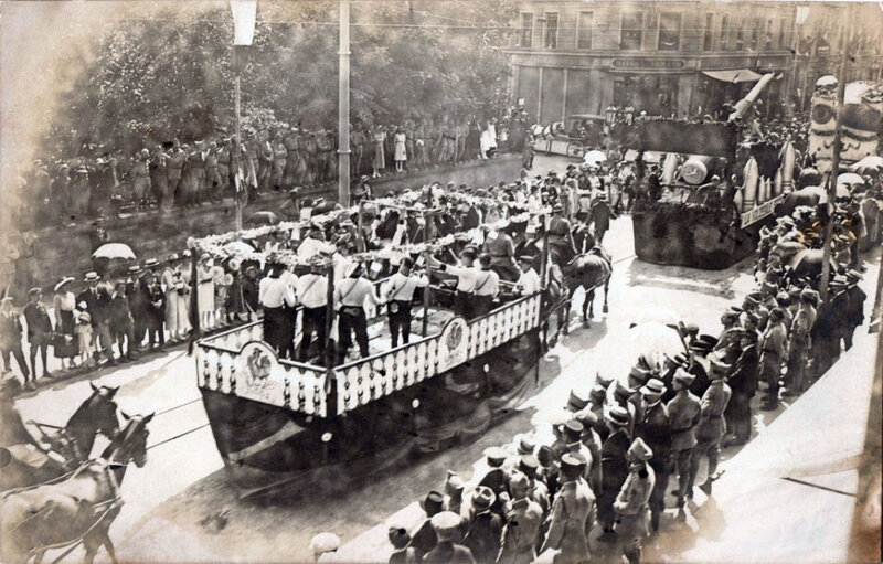 552FB 1919 08 15 Belfort CPA Fêtes patriotiques Char La Belfortaine BF