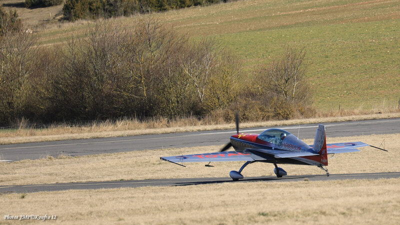 Photos JMP©Koufra 12 - La Cavalerie - Aérodrome - avion - Voltige - Extra 300 - 03032019 - 0021