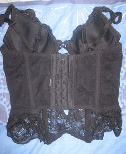 bustier dentelle 85B 7€'