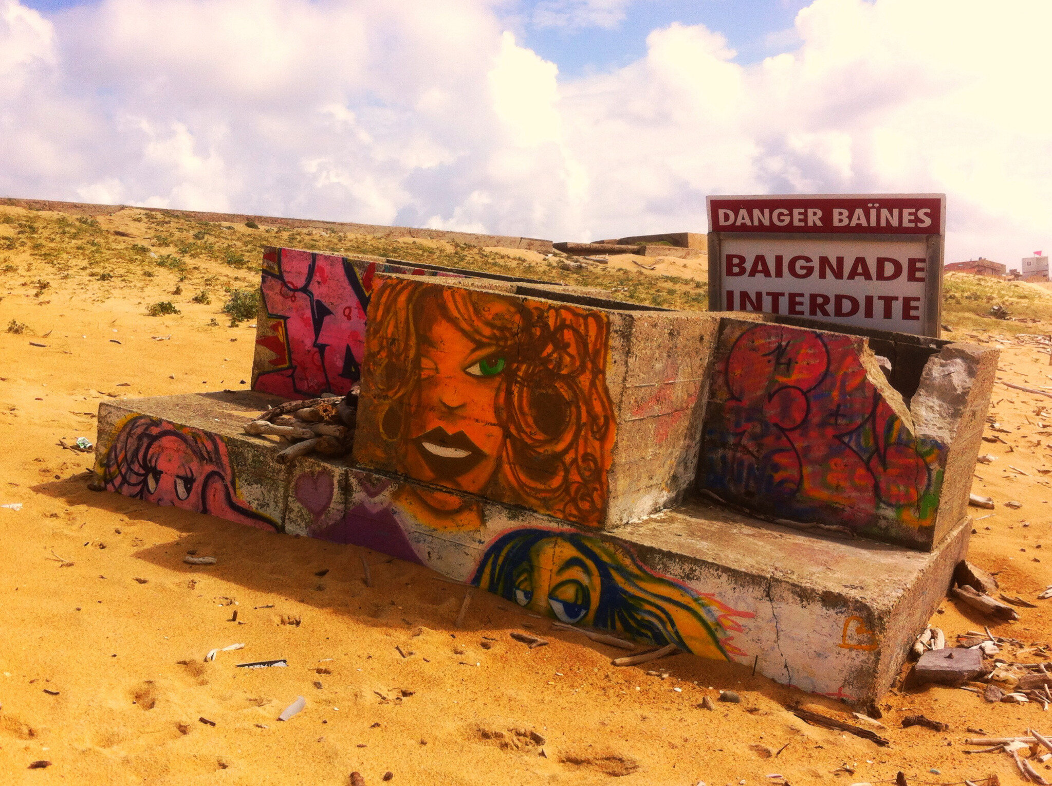 Ondres, plage, blockhaus et tag